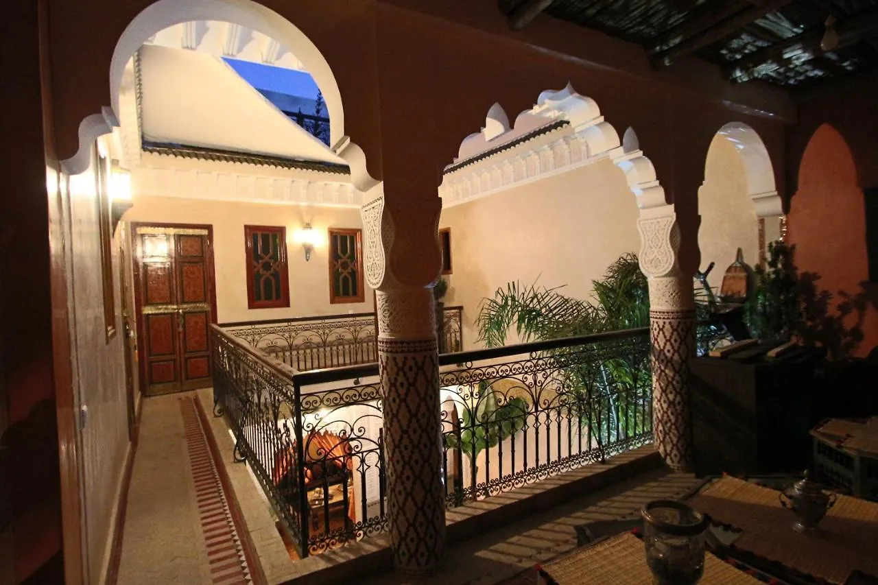 ***  Riad Makene Mouchkill Marrakesh Maroc