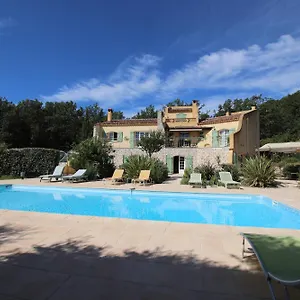 Des Tarentes D'hôtes , Trans-en-Provence France
