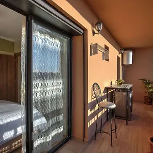 Nour 5 El Bellar Bed & Breakfast